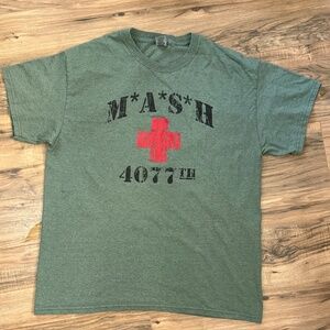 MASH 4077 Army TV Show Green T-Shirt Size Large